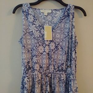 NWT Michael Kors printed blouse!!